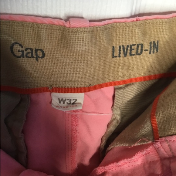 Gap Men’s Shorts- Pink - Size 32 - EUC - Picture 3 of 4